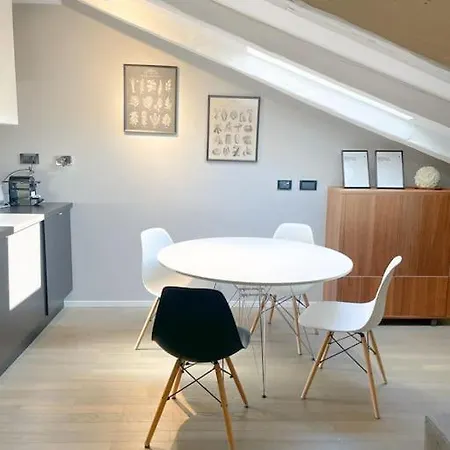 Apartment Rodolfo Valentino Loft Trieste