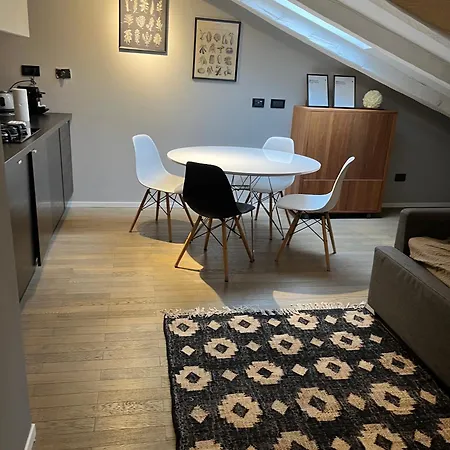 Rodolfo Valentino Loft