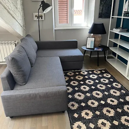 Apartment Rodolfo Valentino Loft Trieste