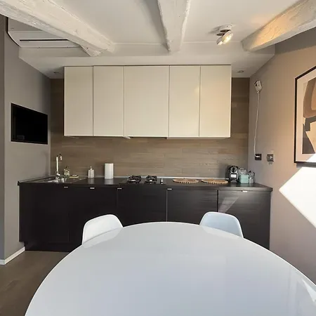 Rodolfo Valentino Loft * Trieste