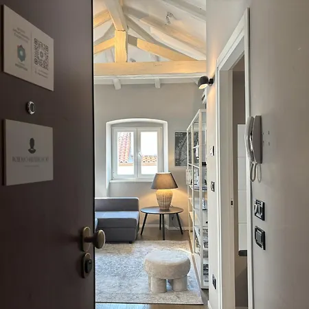 Apartment Rodolfo Valentino Loft Trieste