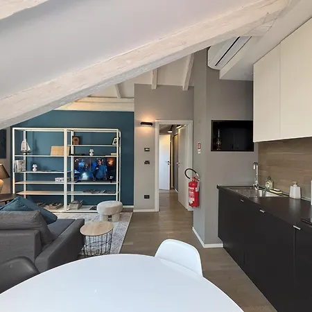 Rodolfo Valentino Loft Trieste